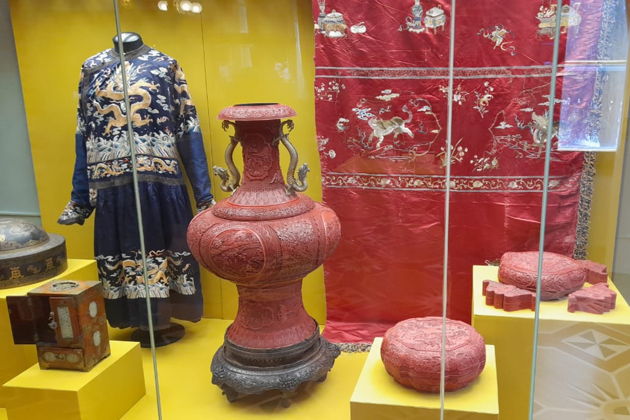 Виды Тайны императорской жизни: покои Екатерины II и Александровский дворец