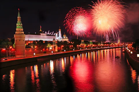 День Победы на речном трамвайчике от центральных причалов