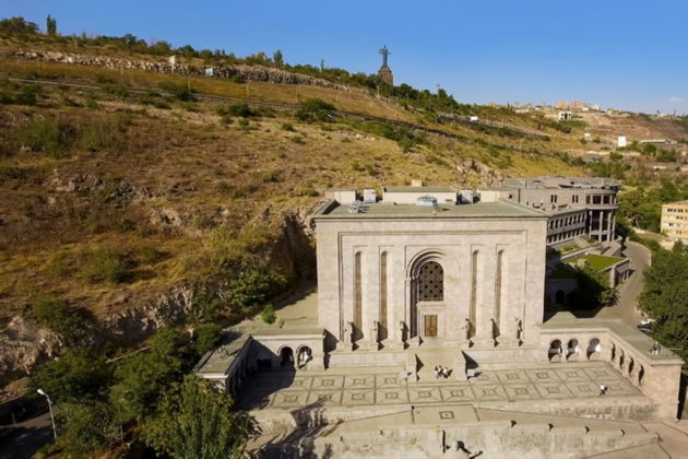 Вечерняя прогулка по Еревану