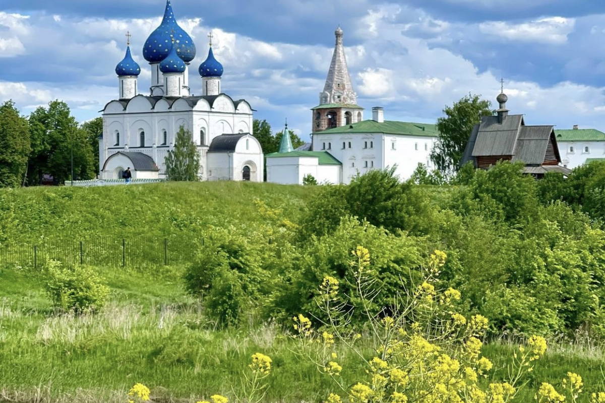 Лазаревская и Антипиевская церкви