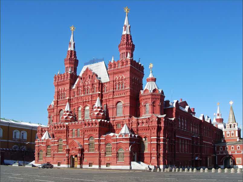 Спасти историю Москвы: интерактивная экскурсия по Красной площади без гида - фото 1
