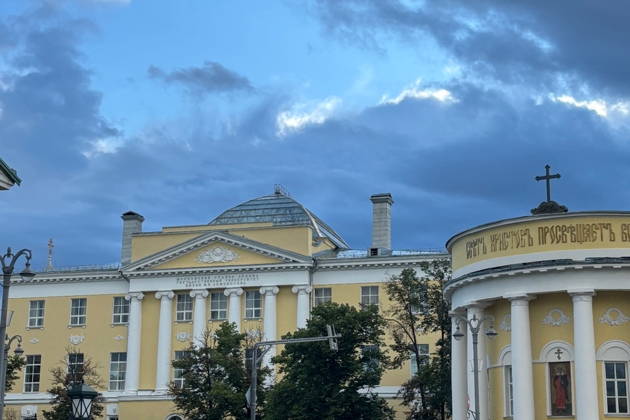 Тайны университетских двориков: МГУ на Моховой