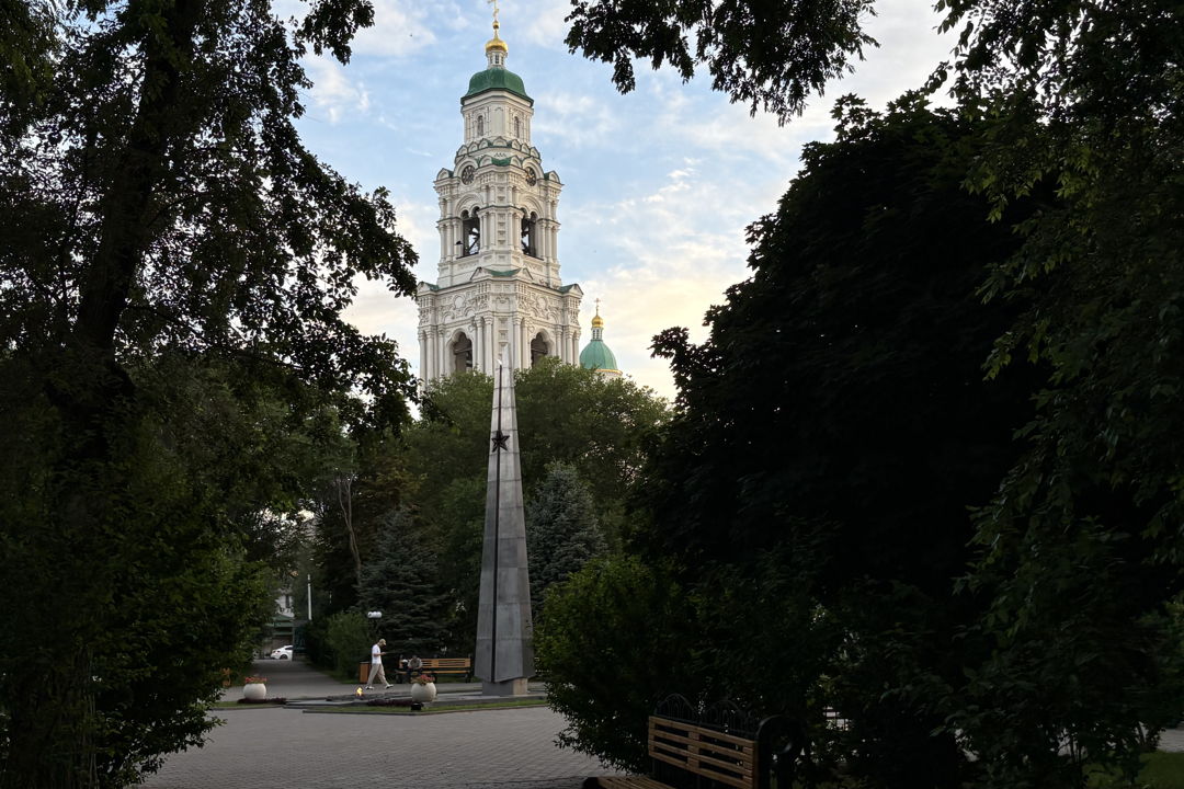 От стен Кремля до «перекрёстка культур»: Белый город с гидом-историком — фото 1