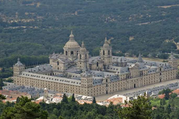 Дворец-монастырь Эскориал и Долина Павших