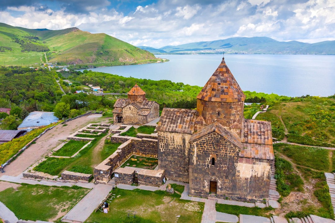 Монастырь Хор Вирап, озеро Севан, монастырь Севанаванк — фото 6
