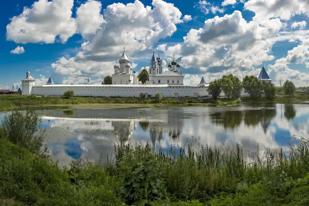 Два монастыря и святой источник города Залесья — фото 3