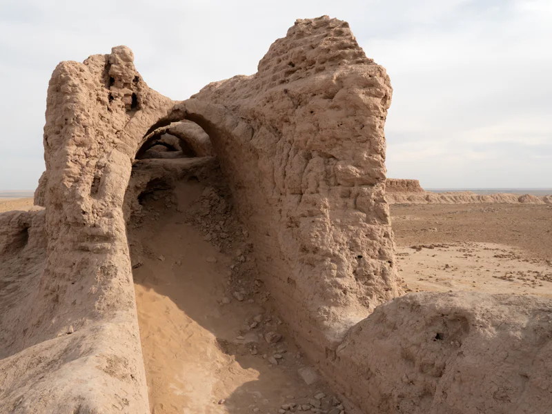 Древние форты Хорезма: история, легенды и пустынные пейзажи — фото 7, Хива | Покатаем