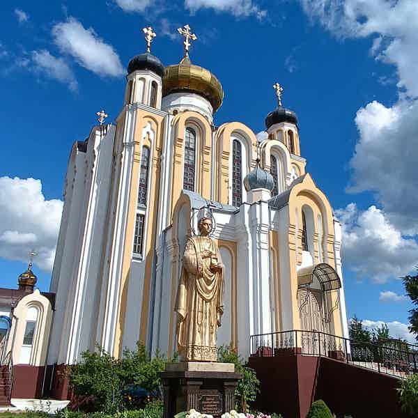 Лидский замок, костёл в Старых Василишках, церковь-крепость в Мурованке - фото 4