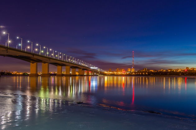 Виды Вечерний Иркутск на автомобиле