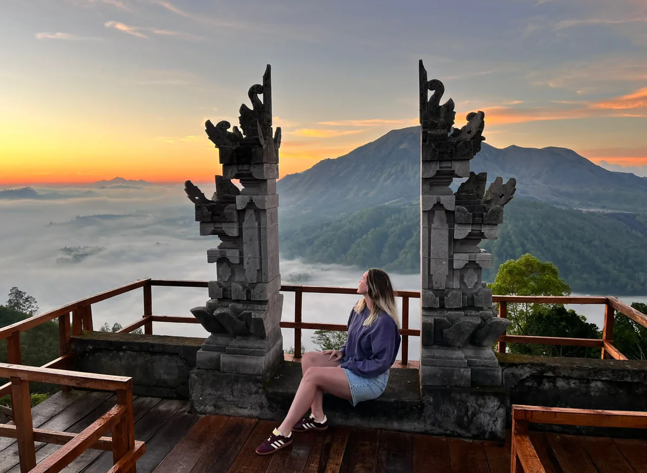 Sunrise with a view of Batur Volcano and Batur Hot Springs — tour in Bali, Indonesia | Pokataem