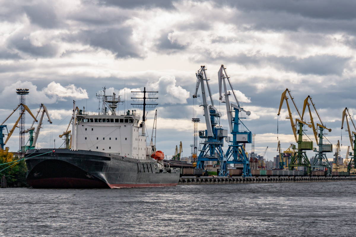 «Канары Cанкт-Петербурга»: мото-экскурсия на Канонерский остров