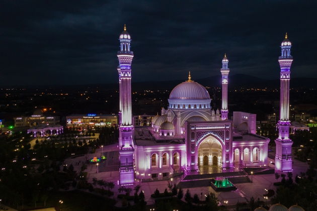 Виды Ночная сказка Чечни: Грозный, Аргун, Шали и смотровая Лестница в небеса