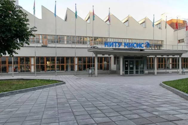 Машина для жилья: экскурсия по дому-коммуне на Орджоникидзе