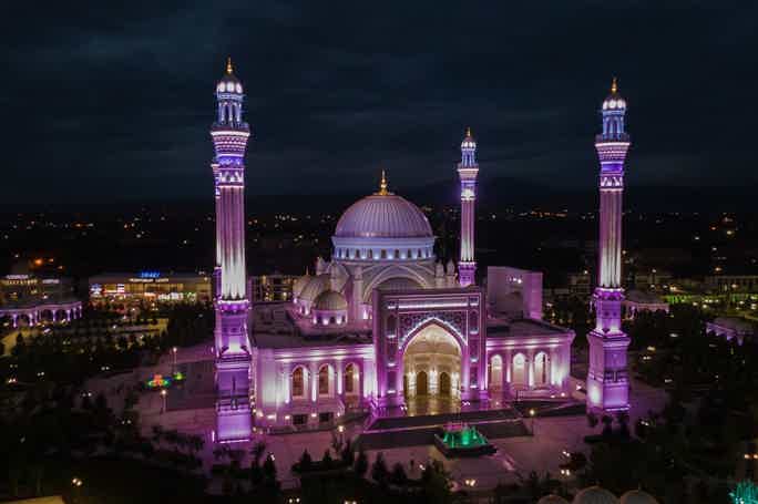 Ночные мечети Чечни и смотровая на Грозный.