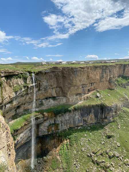Плато Хунзах, водопад Тобот, Каменная чаша — исландские пейзажи Дагестана - фото 5
