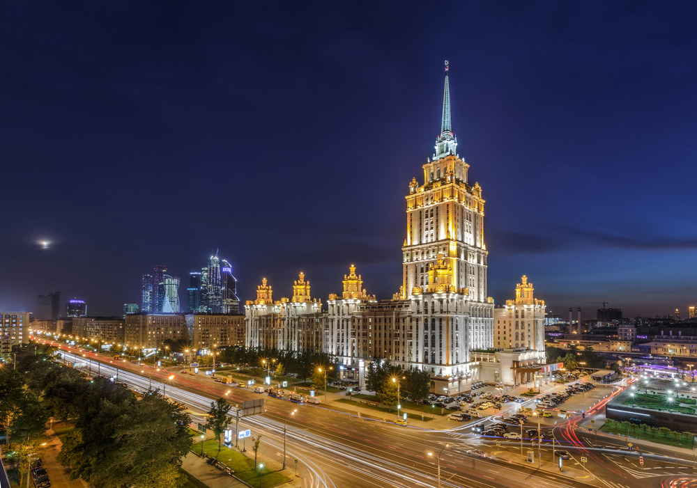 Москва после полуночи: эксклюзивная ночная экскурсия на микроавтобусе