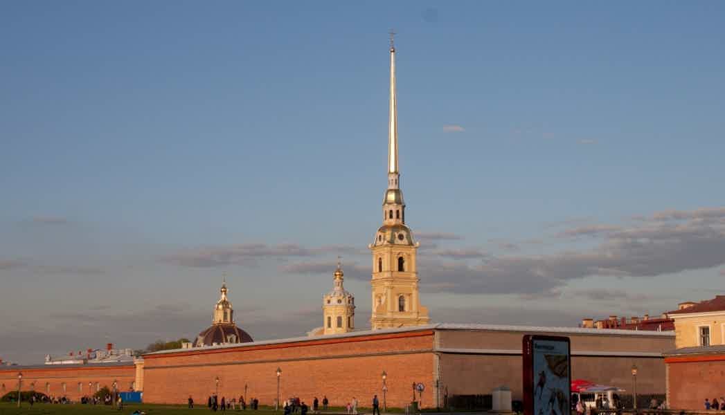 Петропавловская крепость + Обзорная автомобильная экскурсия по Петербургу - фото 7