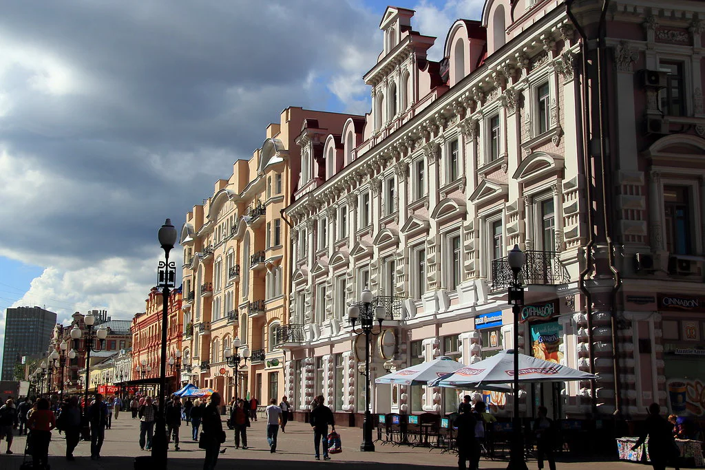Святая Земля на Арбате, кадр 6