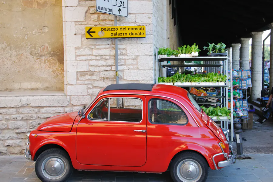 Фототур по винтажному городу на Fiat Cinquecento — фото 1