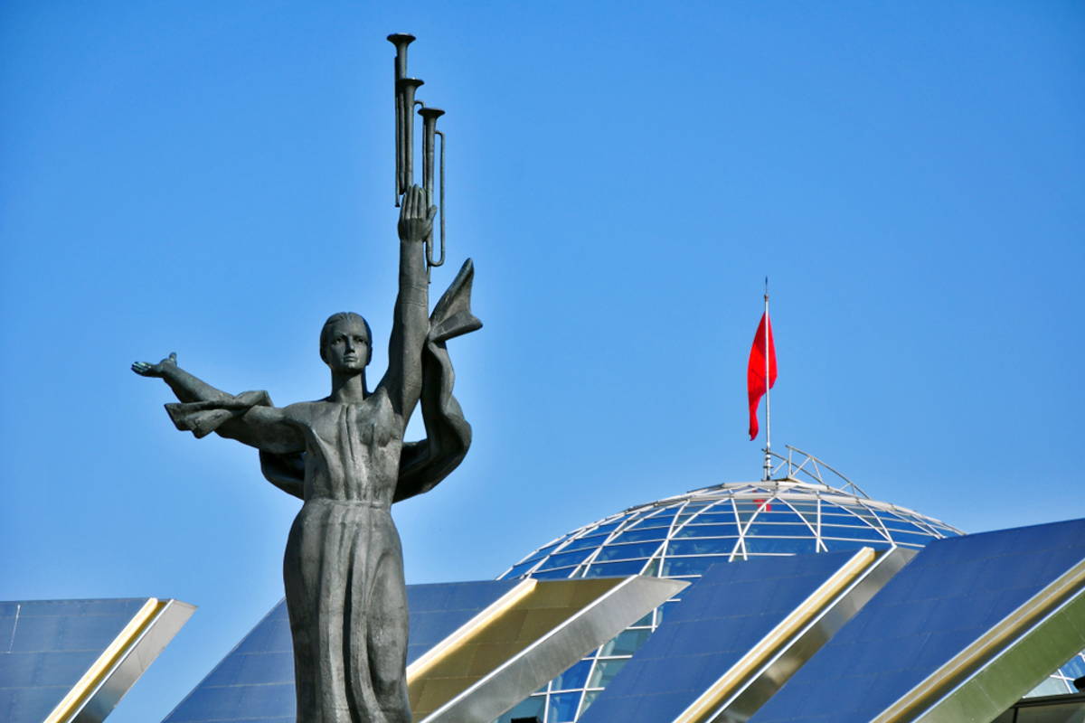 Обелиск «Город-герой»