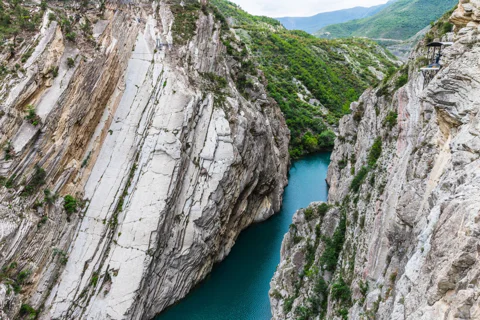 Дагестан за 3 дня: Сулакский каньон, Гамсутль и водопад