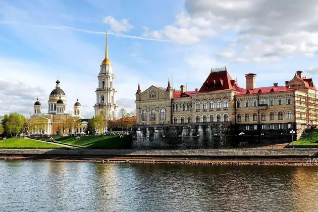 Пешеходная прогулка по Рыбинску: город купцов, соборов и характеров — фото 3