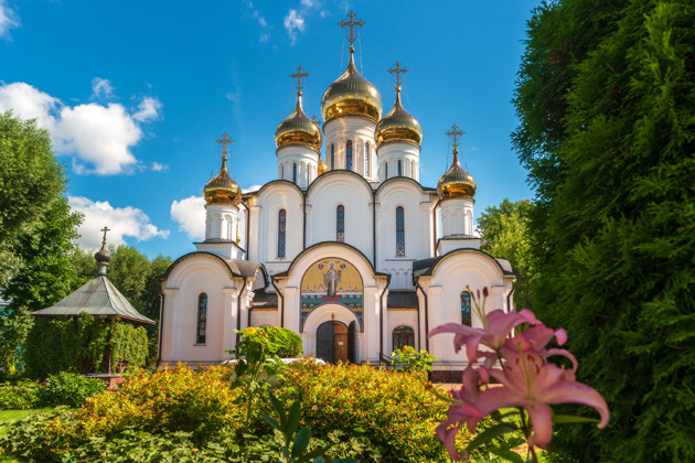 Главное изображение экскурсии - По центру Переславля-Залесского и Плещееву озеру на транспорте туристов