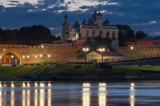 Вечерняя водная прогулка «Огни ночного Новгорода» — фото 3