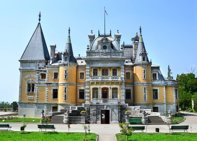 Индивидуальная экскурсия в Ливадийский и Массандровский дворцы - фото 4