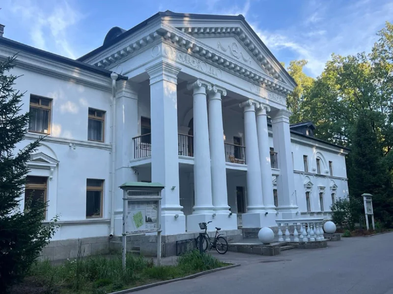 Аллея мрачных классиков: квест-экскурсия по Переделкину (без гида) — фото 4, Москва | Покатаем
