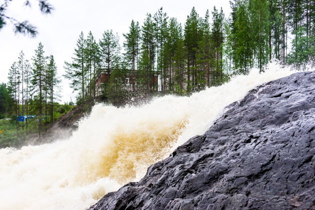 Главное изображение экскурсии - Водопад Кивач, вулкан Гирвас и Марциальные воды на автомобиле