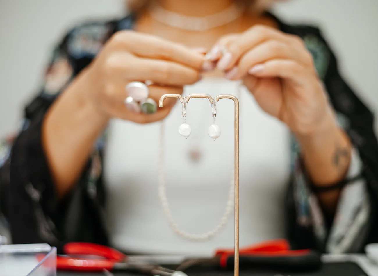 Jewelry workshop — tour in Nha Trang, Vietnam | Pokataem