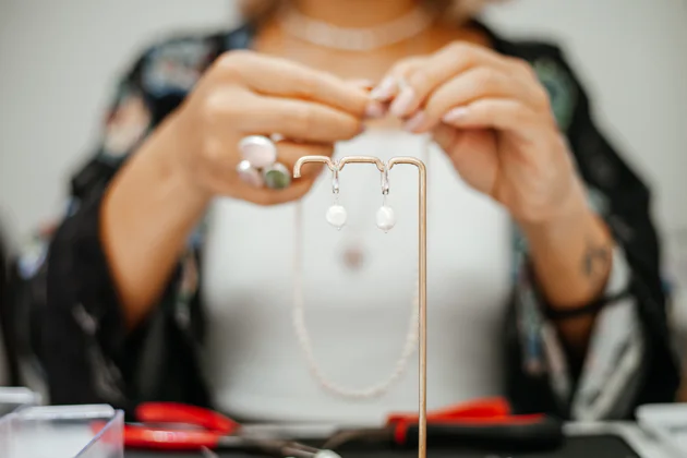 Jewelry workshop — tour in Nha Trang | Pokataem