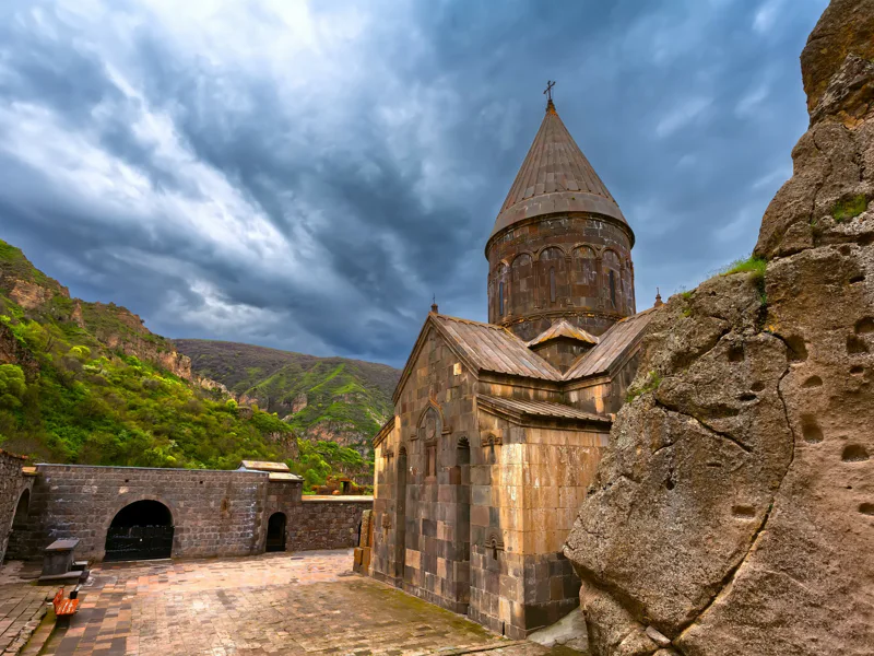 Фототур: Гарни, Гегард и Симфония камней, мастер-класс по выпечке лаваша — фото 5, Ереван | Покатаем