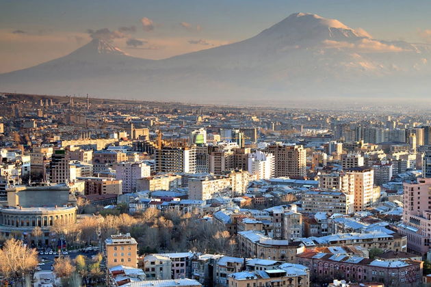 Виды Из Тбилиси в Армению за один день: От древних монастырей до туфовых улиц