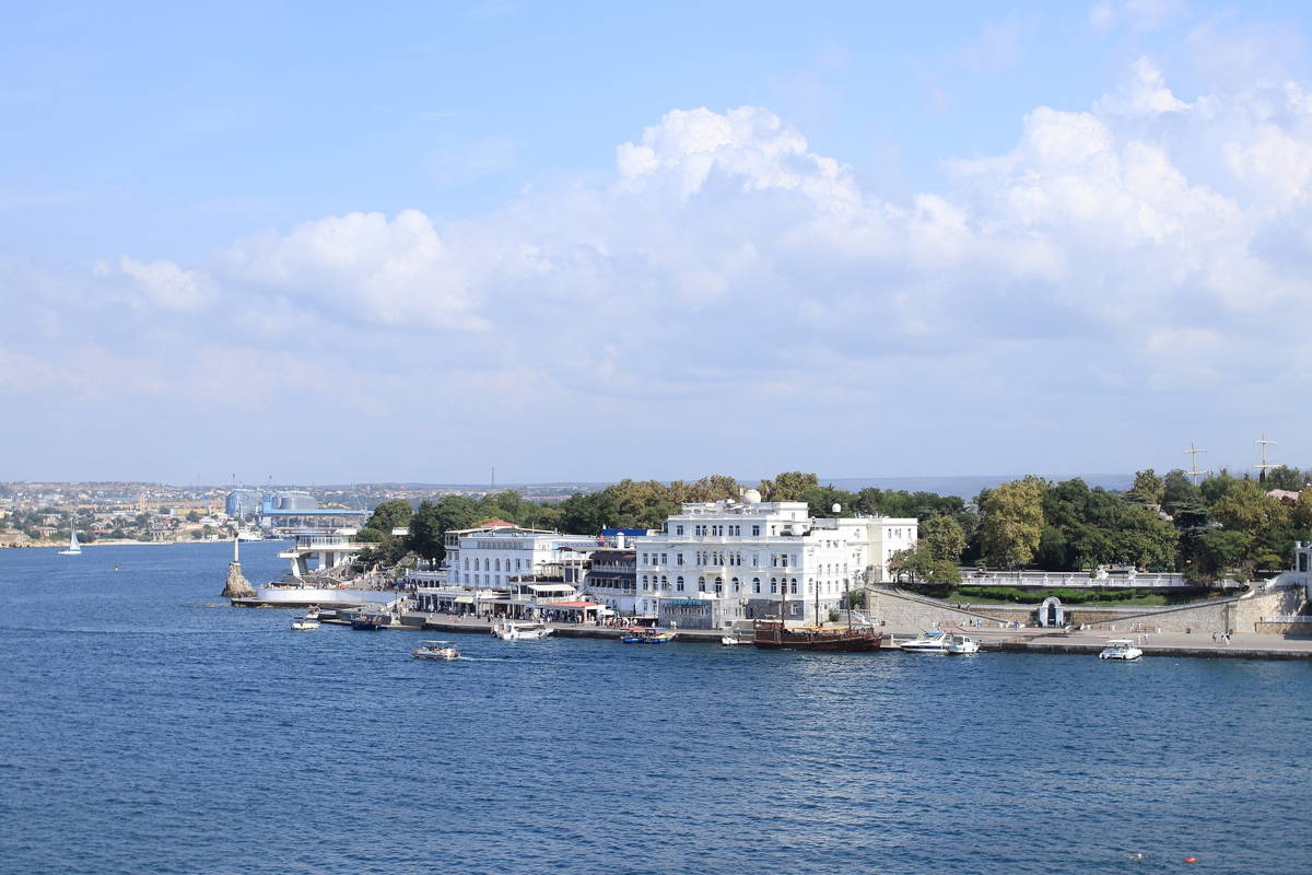Морская прогулка по бухтам Севастополя