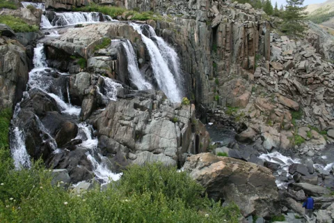 Тургеньский водопад, озеро Иссык, форелевое хозяйство и страусиная ферма