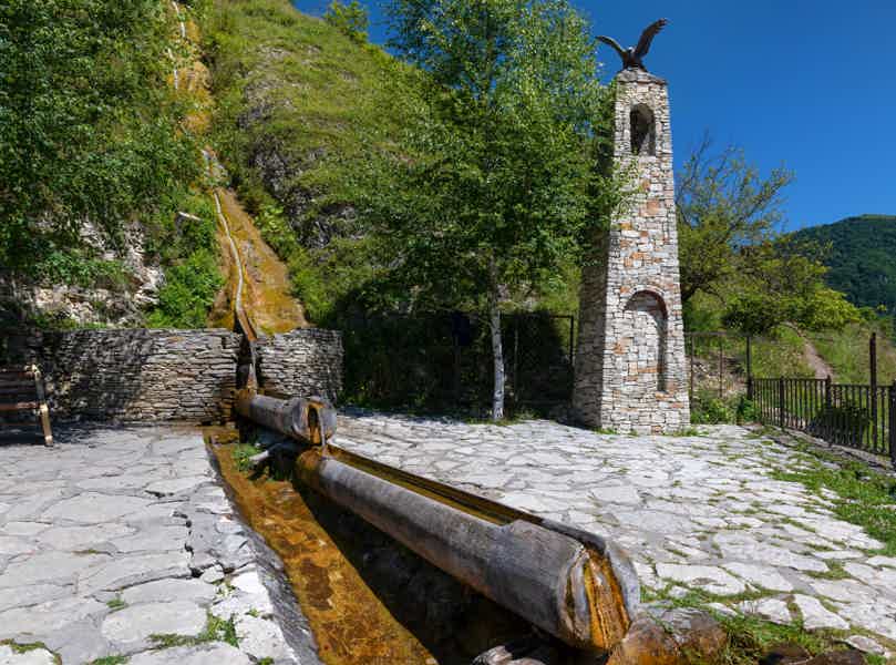 Джиппинг к озеру Рица, Гегскому и Молочному водопаду - фото 1