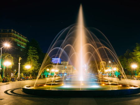 Поющие фонтаны