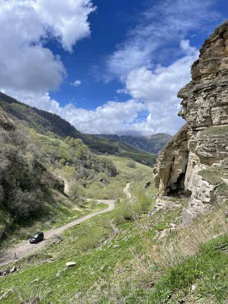 Невероятная Кабардино-Балкария: Чегемские водопады и Книга в камне - фото 1