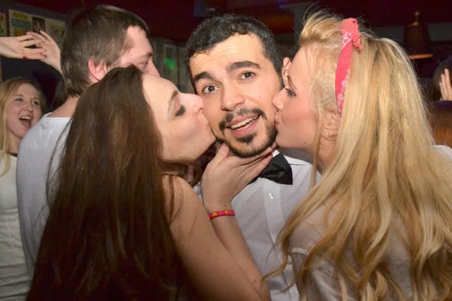 Тур по 4 барам Петербурга в формате игры c шотами (18+) - фото 2