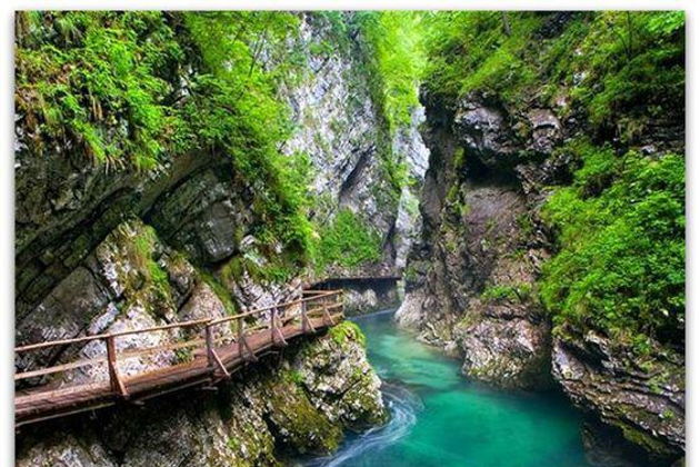 Виды Природные чудеса Грузии: Мартвили и Прометей