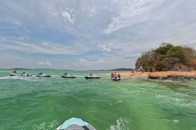 4 часа на гидроциклах (jetski) по островам Пхукета