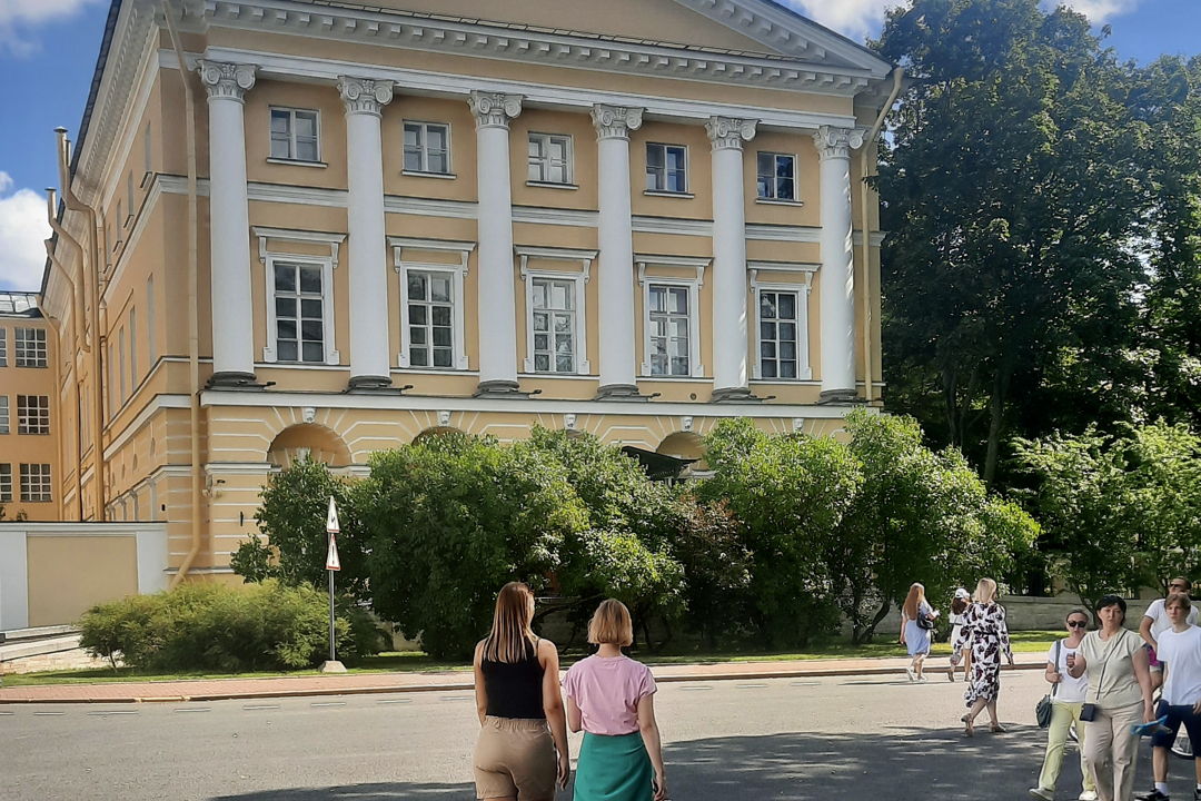 Смольный за 300 лет: от Смольного двора до убийства Кирова — фото 4