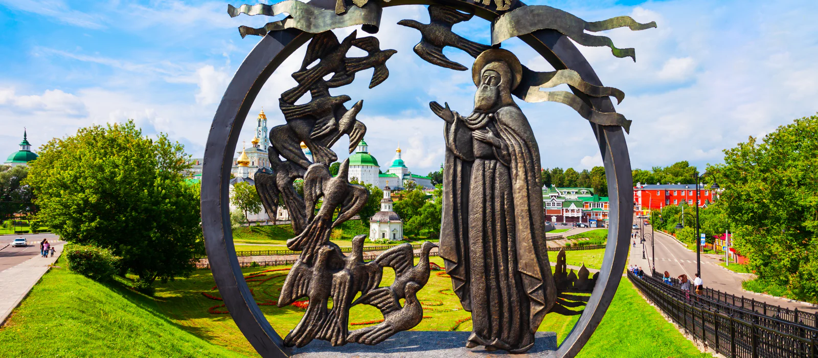 В Сергиев Посад, Переславль-Залесский или Кострому (на транспорте туриста) — экскурсия, Ярославль, Россия | Покатаем