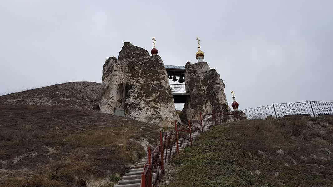 Экскурсия в Костомаровский и Дивногорский пещерные монастыри - фото 2