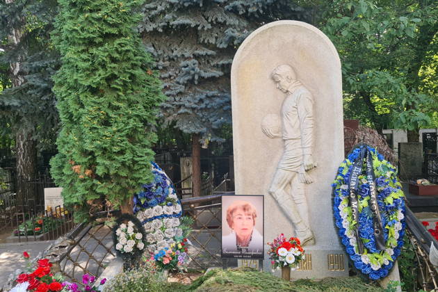Групповая экскурсия «Истории любви Ваганьковского кладбища»
