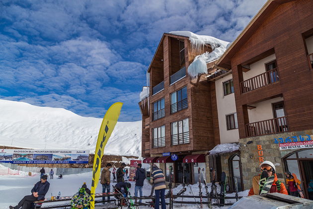 Виды Гудаури — Ананури — горнолыжный курорт