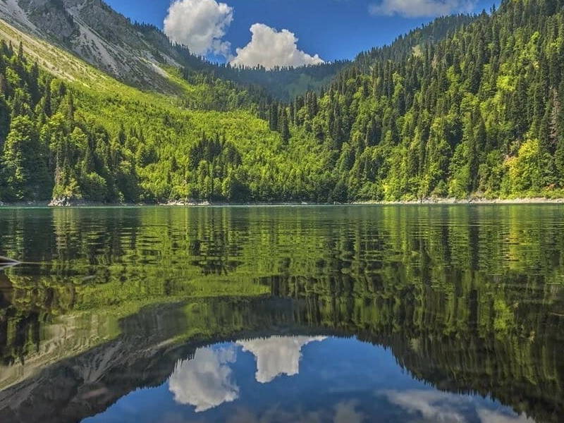 Озера Большая и Малая Рица, Гегский водопад