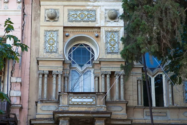 Виды Архитектурный облик Тифлиса: от традиций к модернизму